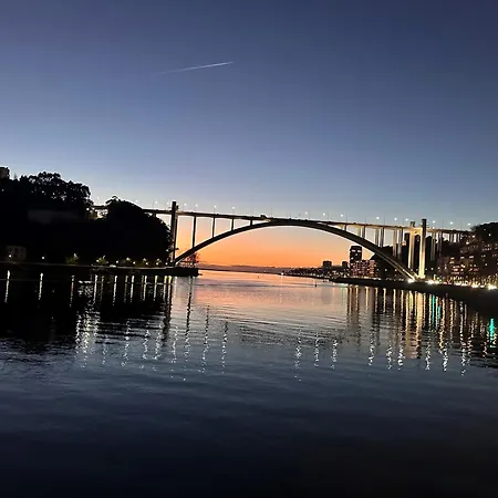 Edition 147 - Beachfront Luxury 1 Bedroom Apartamento Porto